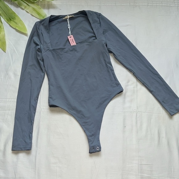 NWT QINSEN Square Neck Long Sleeve Double Lined Bodysuit - Picture 8 of 10